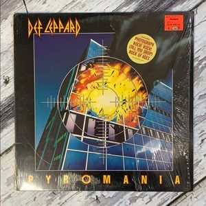 Vintage 1983 Def Leppard Pyromania Vinyl Album